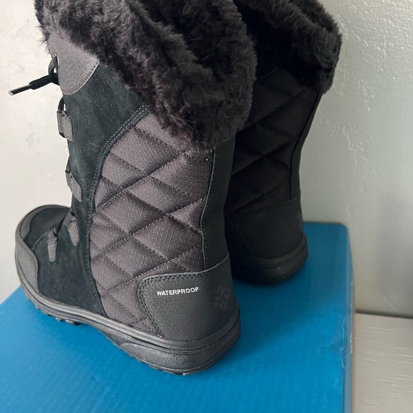 Columbia Ice Maiden I1 waterproof size 7.5 black  BRAND NEW - Picture 4 of 9